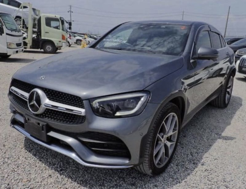 Mercedes-Benz GLC300 AMG Line