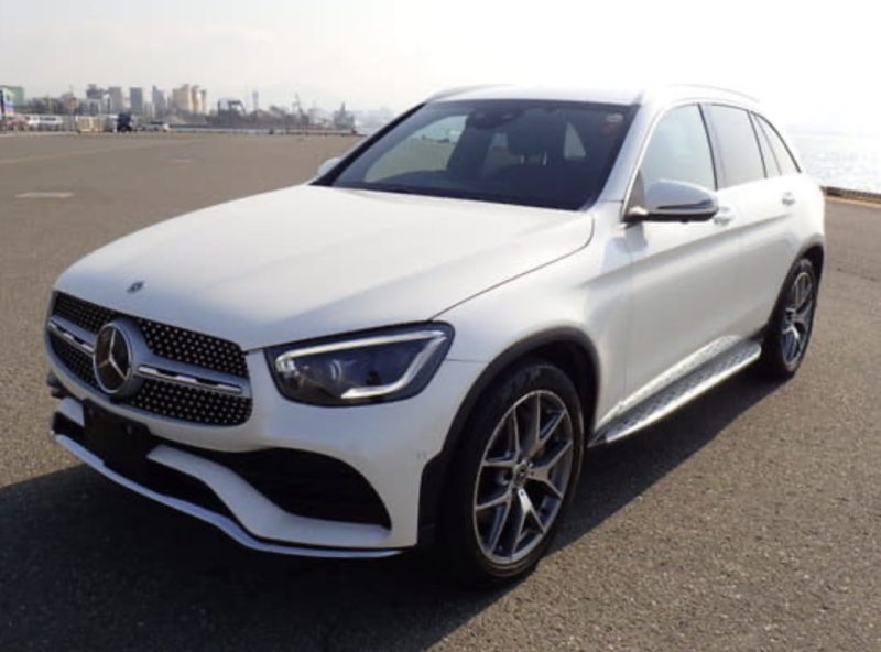 Mercedes-Benz GLC300 AMG Line