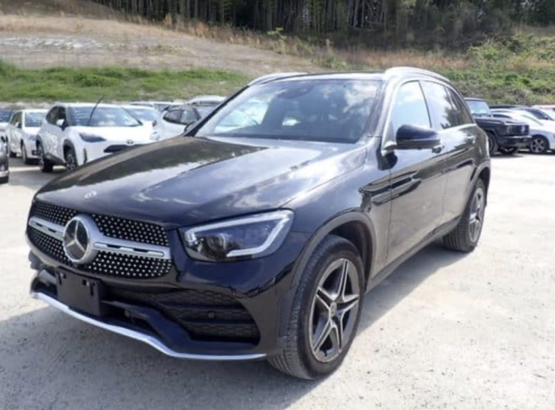 Mercedes-Benz GLC220d AMG Line