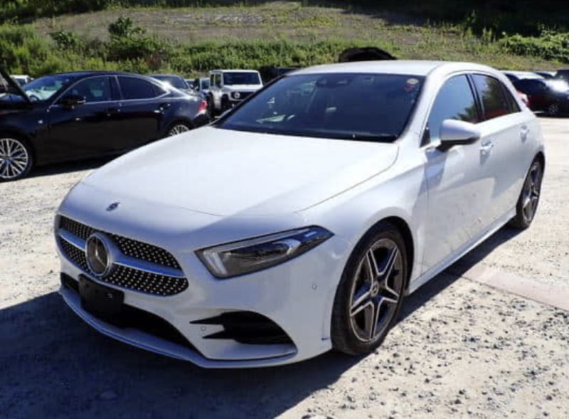 Mercedes-Benz A200d AMG Line