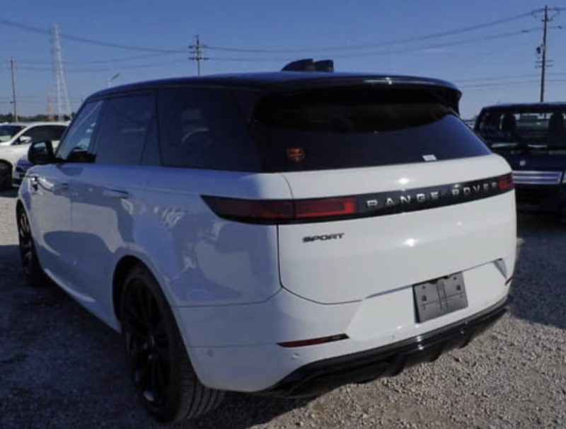 Land Rover RANGE ROVER SPORT DYNAMIC D300 SE