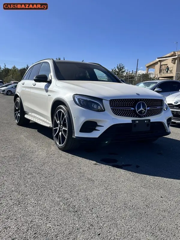 Mercedes-Benz GLC43 AMG Line