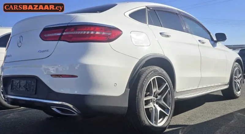 Mercedes-Benz C220d AMG Line	